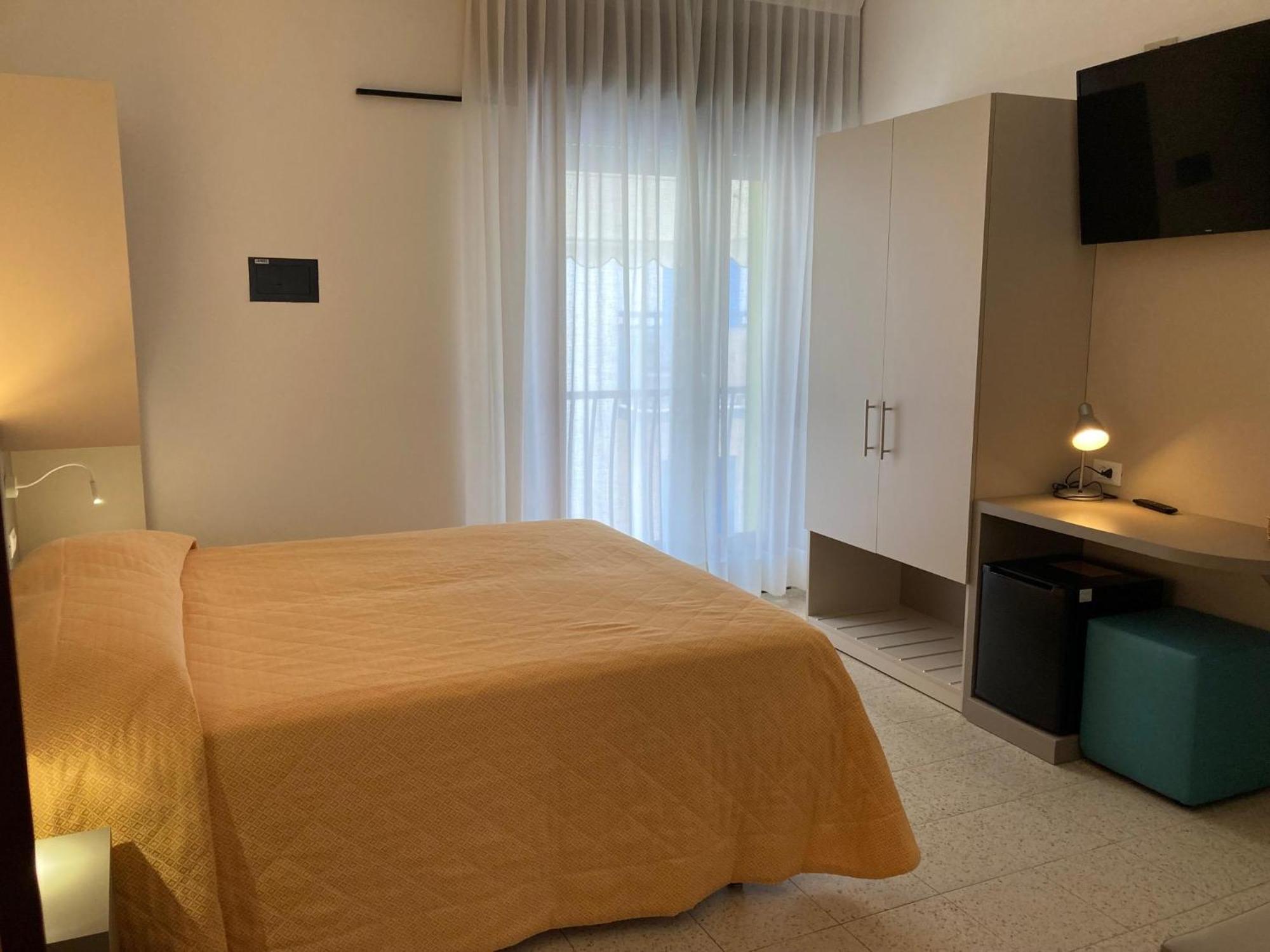 Hotel Giacomazzo كاوْرلي المظهر الخارجي الصورة
