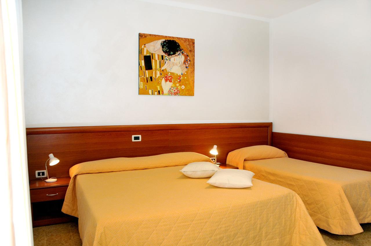 Hotel Giacomazzo كاوْرلي المظهر الخارجي الصورة