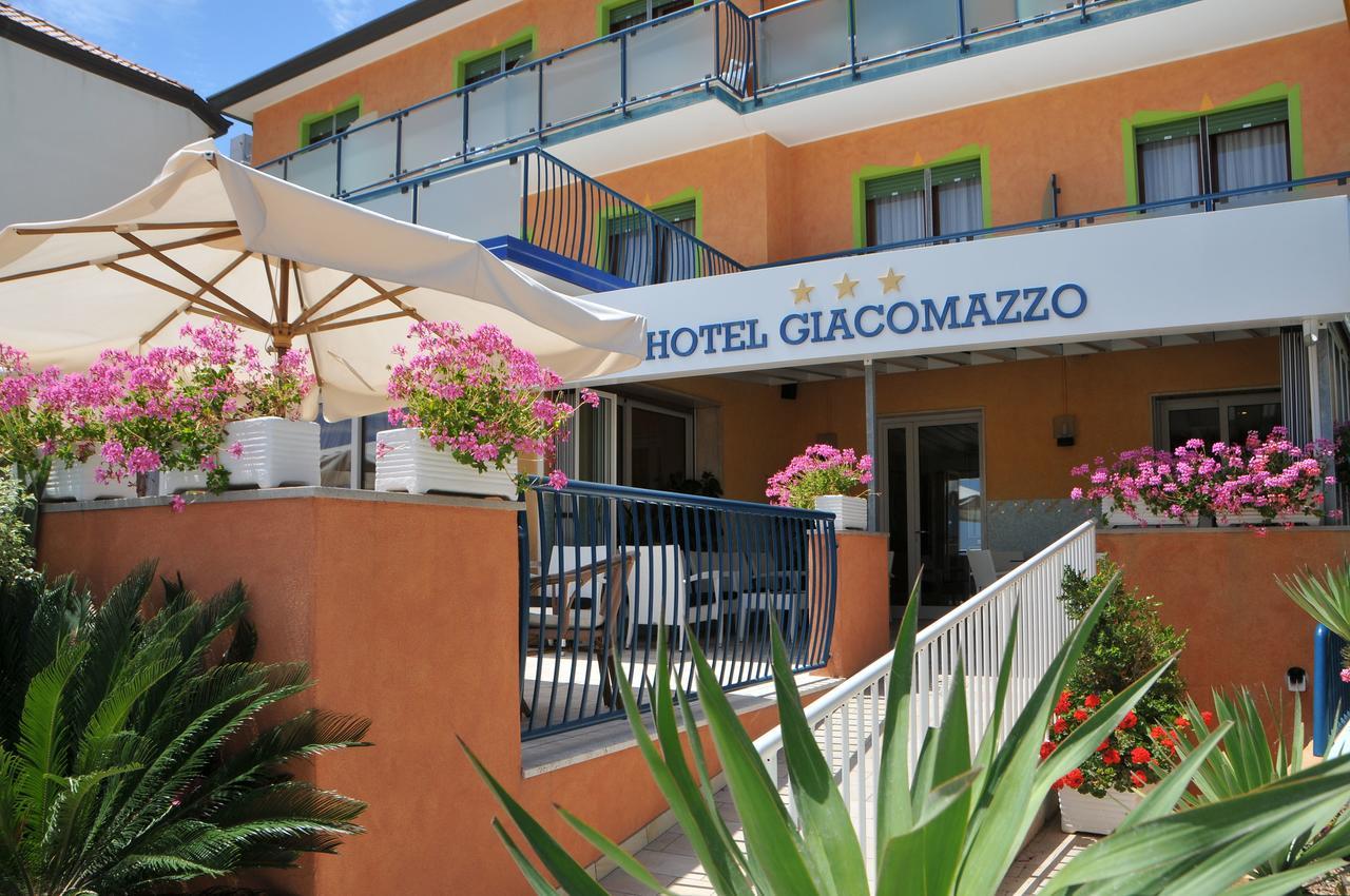 Hotel Giacomazzo كاوْرلي المظهر الخارجي الصورة
